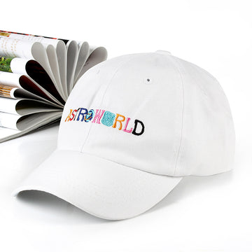 White Casual Cap with Pineapple Detail – Light, Simple & Perfect for Daily Wear