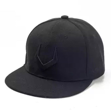Men’s Grey Snapback Cap – Modern Streetwear Hat with Minimal Logo