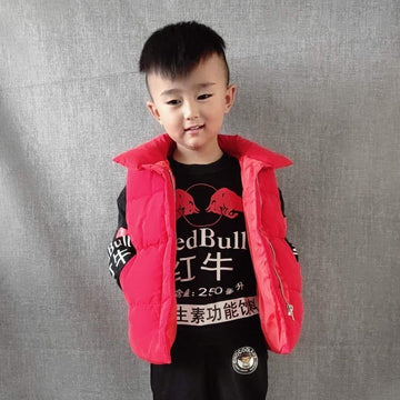 Vibrant Crimson: Bold red vest with high-contrast black trim. A high-energy choice that provides excellent core warmth.