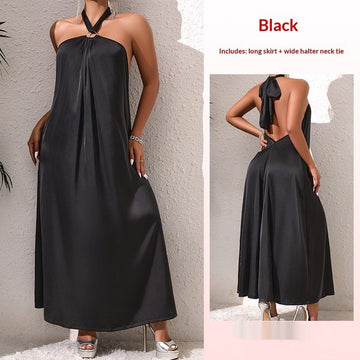 Sophisticated and versatile. The ultimate backless maxi dress for evening events or summer nights.